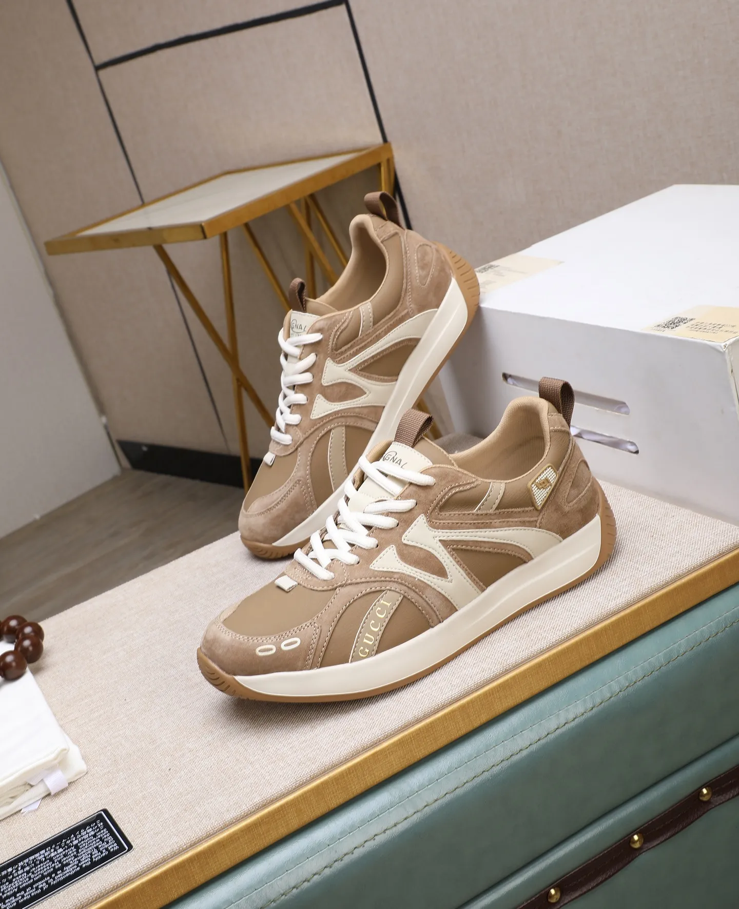 Men's men's shoes 💰440 GUCCI🔍🔍The latest model is on sale at the same time at the counter. Original calfskin imported from Italy, genuine leather lining, (high-end, noble, and classy) with exquisite workmanship. Sole: Original sole provided by the original factory, ⚠Exclusive double-layer movable molded sole super comfortable⚠, real shot 🎬The real thing is better🔍🔍"High quality·Follow the order" Code number 38-44